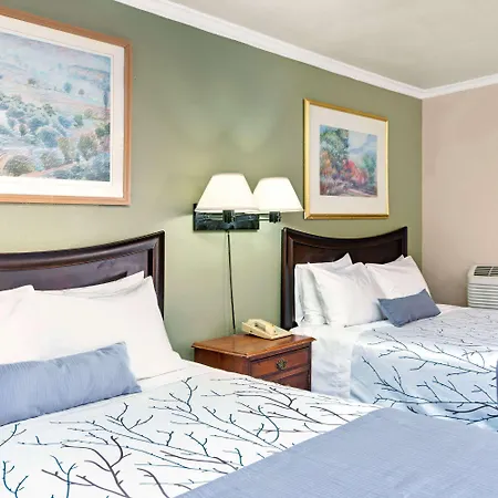 Days Inn By Wyndham San Jose Convention Center-2