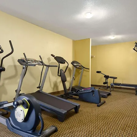 Days Inn By Wyndham Brunswick/St. Simons Area-2