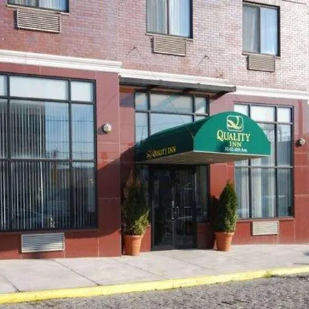 Quality Inn Long Island City - Queensboro Bridge-3