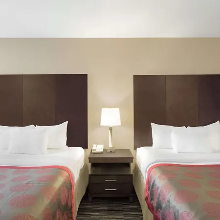 Ramada By Wyndham Monterey-3