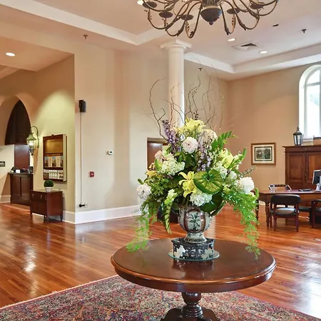 Embassy Suites Charleston - Historic District-3