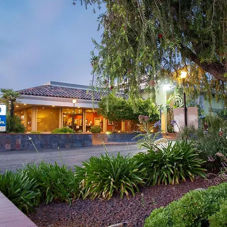 Best Western Village Inn-2