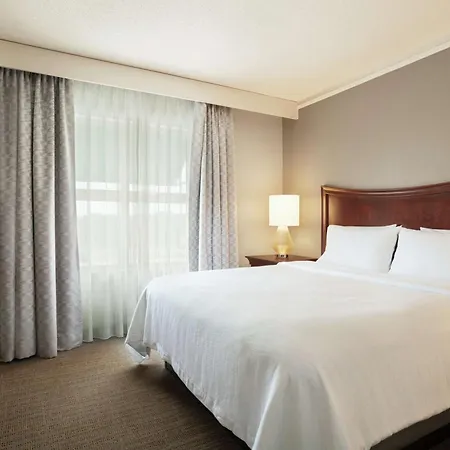 Embassy Suites Brunswick-3