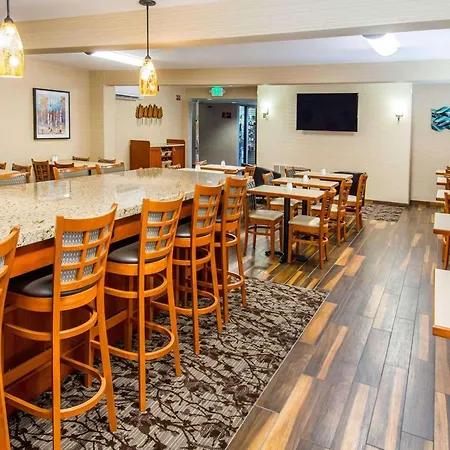 Quality Inn Oakwood-2