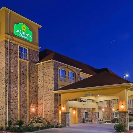 La Quinta By Wyndham Floresville-3