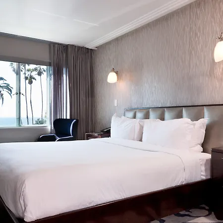 Hotel Shangri-La-2