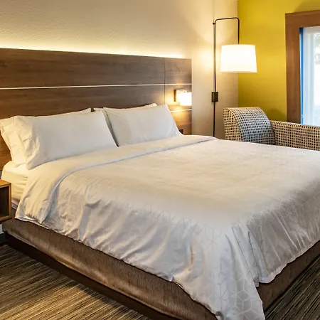 Holiday Inn Express Hotel & Suites Roseville - Galleria Area By Ihg-3