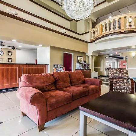 Comfort Suites Bakersfield-2