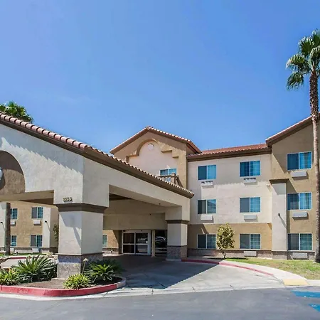 Comfort Suites Bakersfield-3
