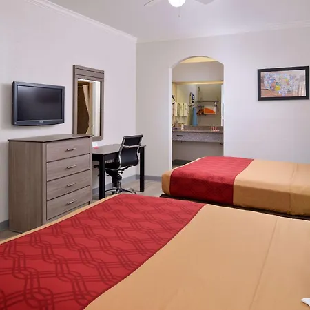 Econo Lodge Inn & Suites Port Arthur Near Sabine Pass-2