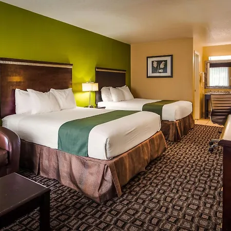 Surestay Hotel By Best Western Floresville-3