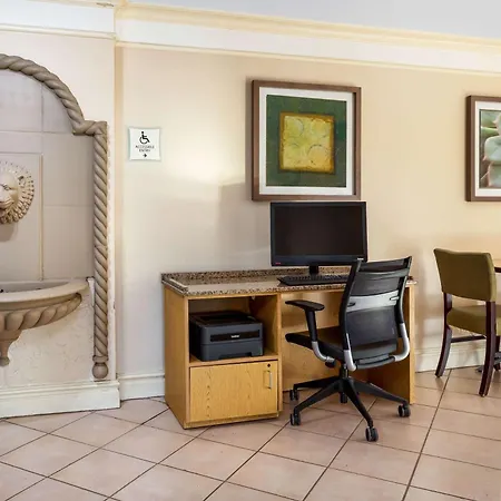 La Quinta Inn Tampa Airport Stadium Westshore-2