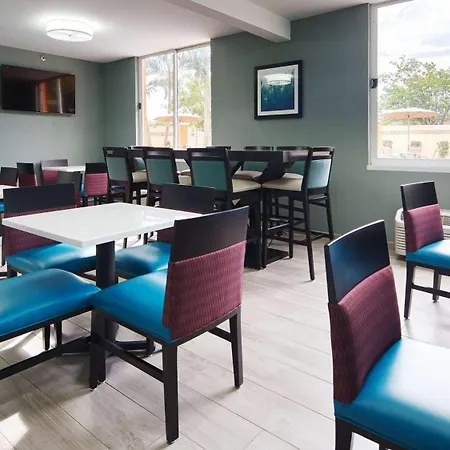 Best Western Fort Myers Inn&Suites-2