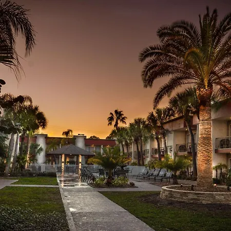 La Quinta By Wyndham Clearwater Central-2