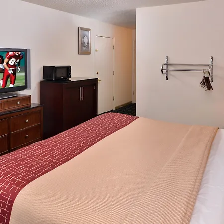 Red Roof Inn Arcata-2