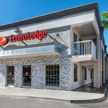 Econo Lodge Airport - Rj Stadium-2