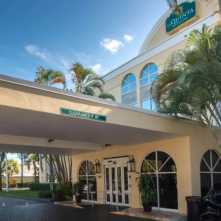 La Quinta I-95 Deerfield Beach - Next To The Home Depot & Behind The Wawa-2