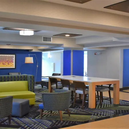 Holiday Inn Express & Suites Charlotte-Concord-I-85 By Ihg-3