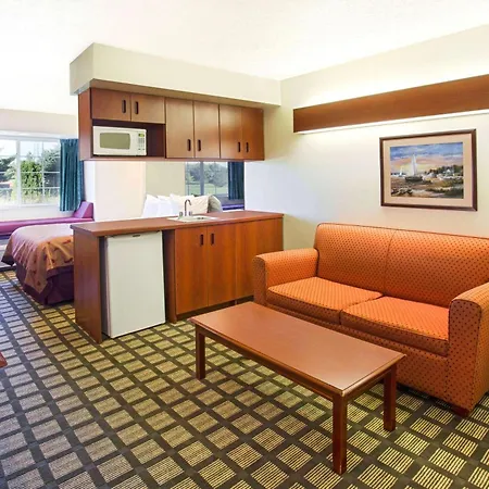 Microtel Inn & Suites By Wyndham Holland-2