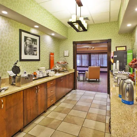 Hampton Inn Gaylord-3