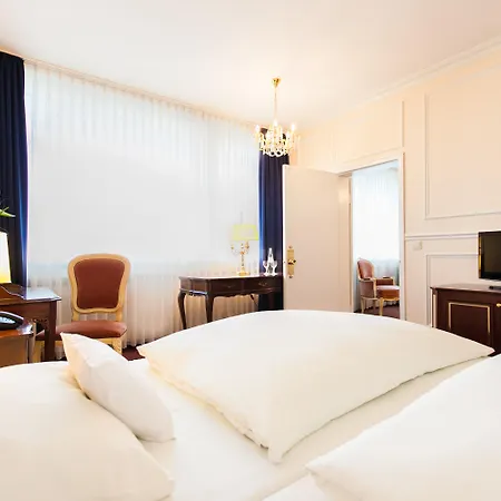 Centro Hotel Bristol-3