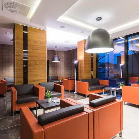 Q Hotel Plus Krakow-2