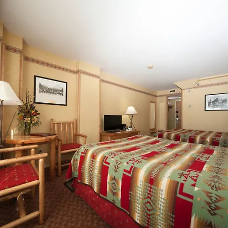 Brewster Mountain Lodge-3