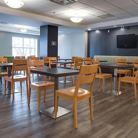 Country Inn & Suites By Radisson, Niagara Falls, On-3