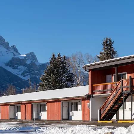 Rocky Mountain Ski Lodge-3