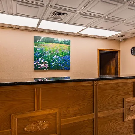 Deluxe Inn Wytheville-2