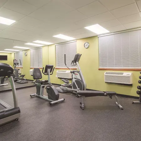 Holiday Inn Express St. Louis Arpt - Maryland Hgts, An Ihg Hotel-3