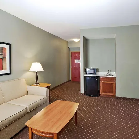 La Quinta By Wyndham Olathe-3