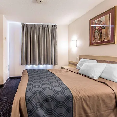 Econo Lodge Morristown-2
