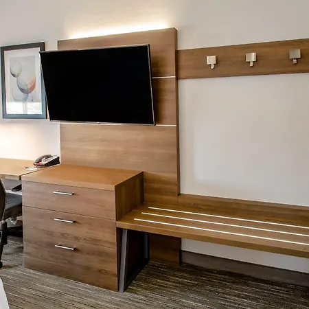 Holiday Inn Express & Suites - Olathe South By Ihg-3