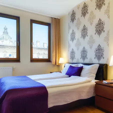 Trendy Deluxe Apartments-2