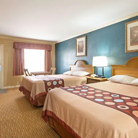 Super 8 By Wyndham Covington-3