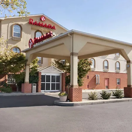 Ramada By Wyndham Elizabethtown-2