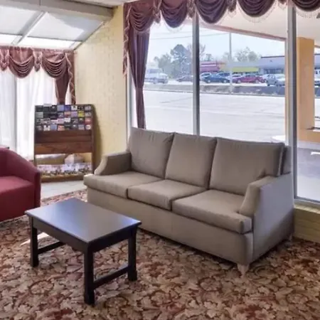 Quality Inn Starkville,Ms-2