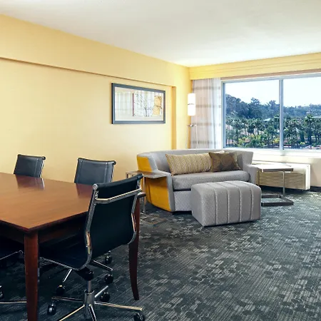 Courtyard By Marriott San Diego Mission Valley/Hotel Circle-2