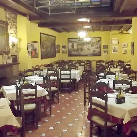 Hotel Hermanos Macias-3