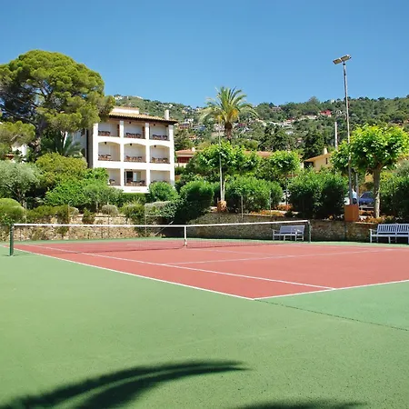 Hotel Aigua Blava-3