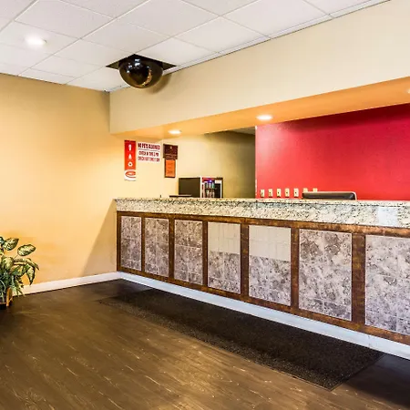 Econo Lodge - Oxmoor-2
