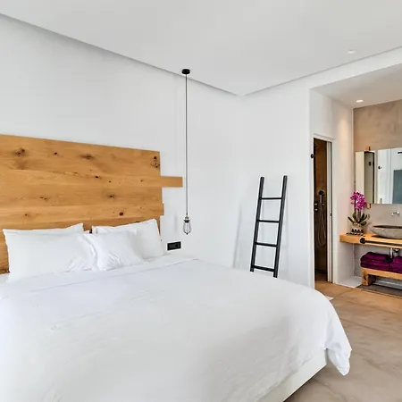 Portes Suites & Villas Mykonos-3