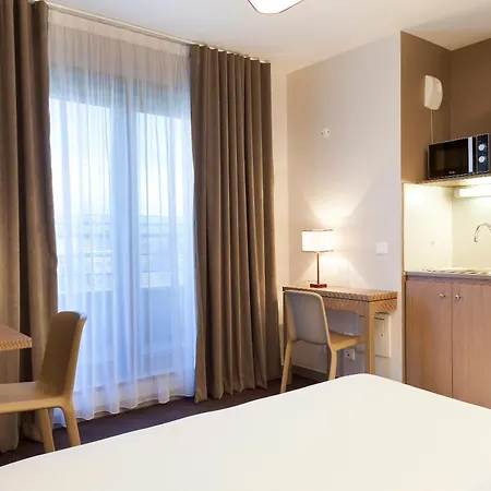 Nehô Suites Porte de Genève-3