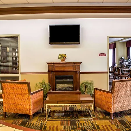 Comfort Inn & Suites Kent - University Area-2
