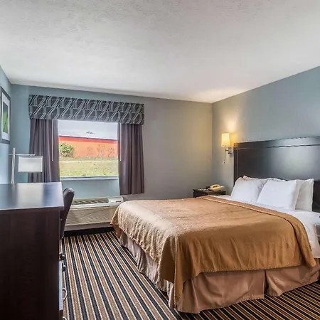 Rodeway Inn Ludington-3