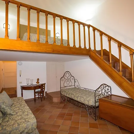 Palazzo Raho-2