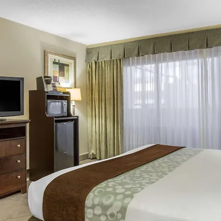 Clarion Hotel Orlando International Airport-2