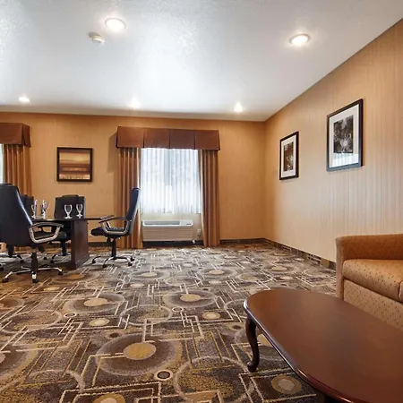 Best Western San Dimas Hotel & Suites-2