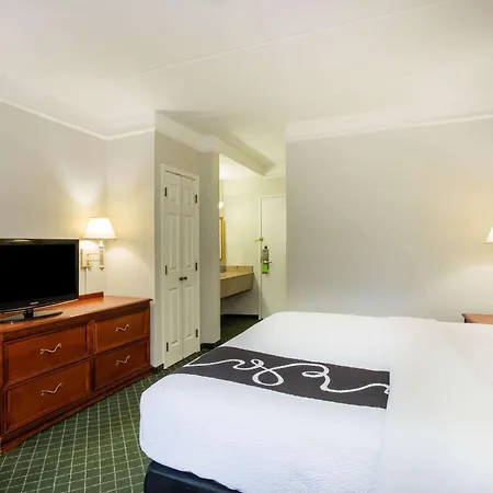 La Quinta By Wyndham Melbourne Viera-2